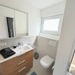 Modernes 1- Zimmer- Am Fusse Des Hohenstaufen Apartment Goeppingen