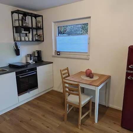 Modernes 1- Zimmer- Am Fusse Des Hohenstaufen 아파트 *