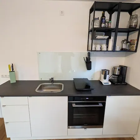 Modernes 1- Zimmer- Am Fusse Des Hohenstaufen 아파트 *