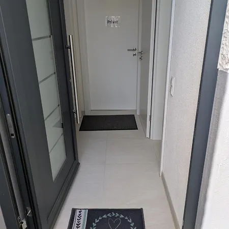 Lejlighed Modernes 1- Zimmer- Am Fusse Des Hohenstaufen *